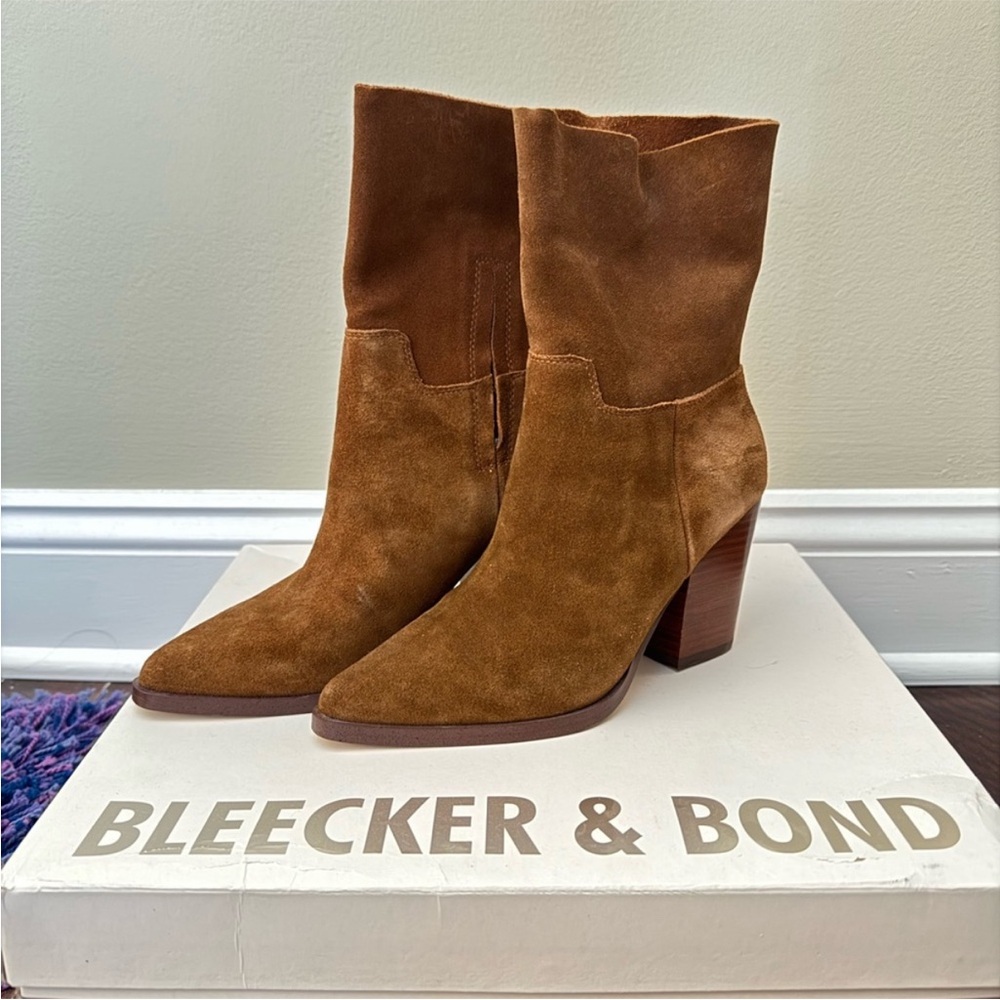 Bleecker & Bond Women's Brown Suede Boots New